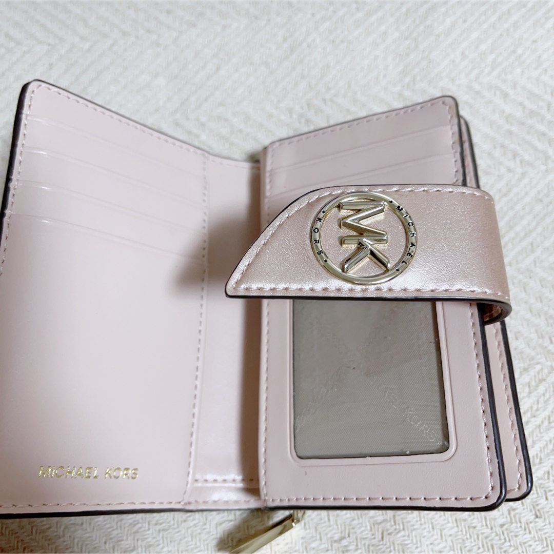 Michael Kors(マイケルコース)のマイケルコース Michael Kors 　タブ ウォレット ミディアム レディースのファッション小物(財布)の商品写真