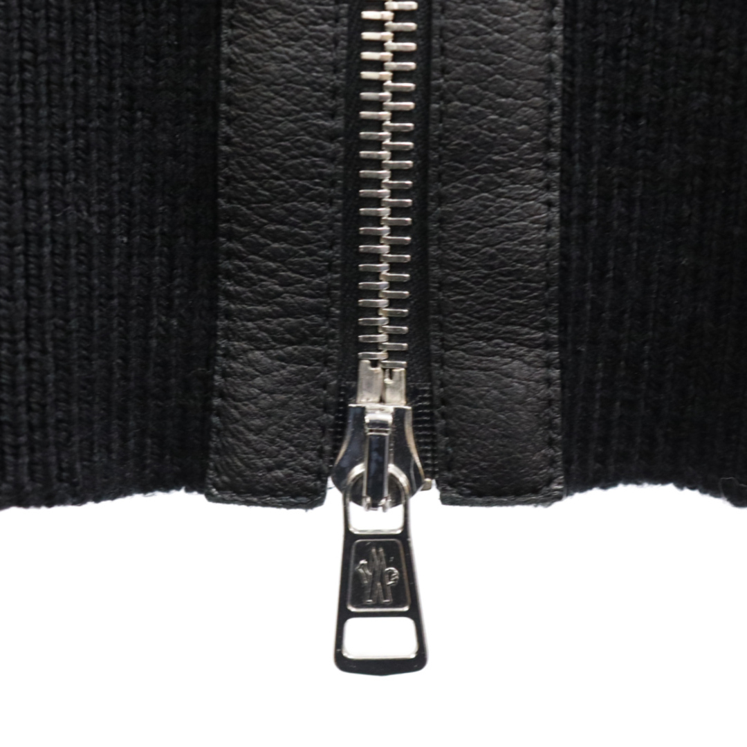 MONCLER(モンクレール)のMONCLER モンクレール Cardigan Toricot ジップアップドライバーズニット I20919B00029 M1131 ブラック メンズのトップス(カーディガン)の商品写真