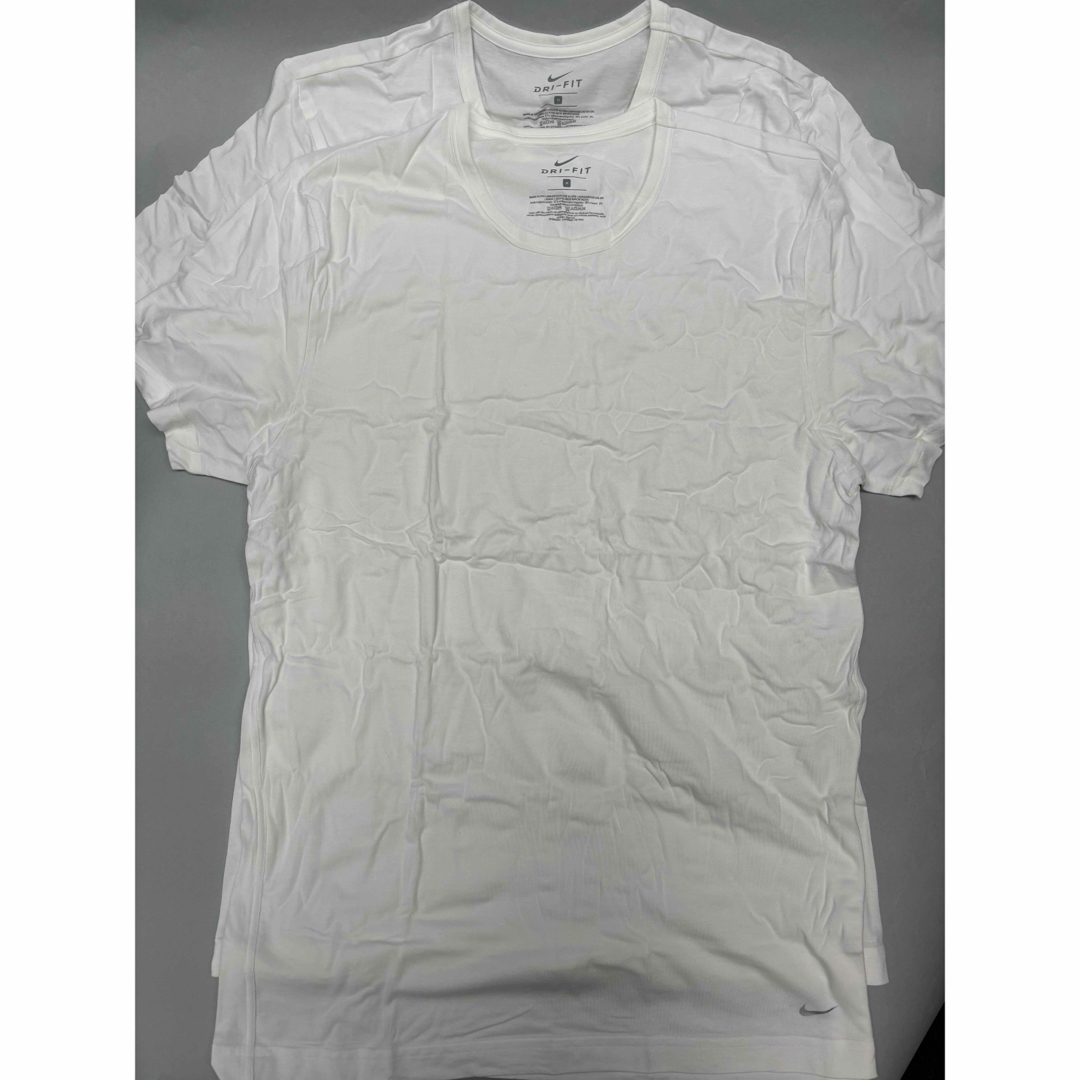NIKE(ナイキ)の【新品未使用】NIKEメンズインナーTシャツM 白2枚セットDRY FIT メンズのトップス(Tシャツ/カットソー(半袖/袖なし))の商品写真
