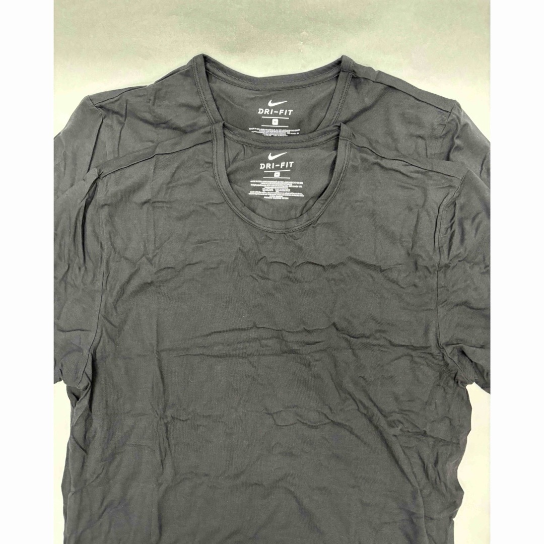 NIKE(ナイキ)の【新品未使用】NIKEメンズインナーTシャツM 黒2枚セットDRY FIT メンズのトップス(Tシャツ/カットソー(半袖/袖なし))の商品写真