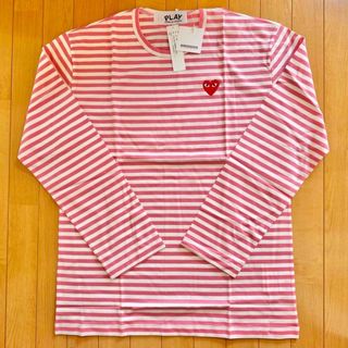 コムデギャルソン(COMME des GARCONS)のPLAY COMME des GARCONSプレイコムデギャルソンピンクボーダー(Tシャツ/カットソー(七分/長袖))