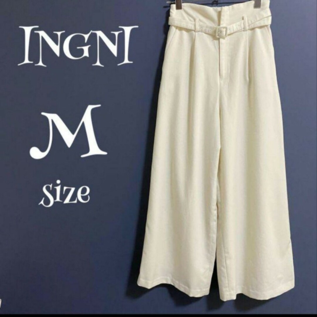 INGNI(イング)の【美品】INGUNI イング　パンツ　ホワイト レディースのパンツ(カジュアルパンツ)の商品写真