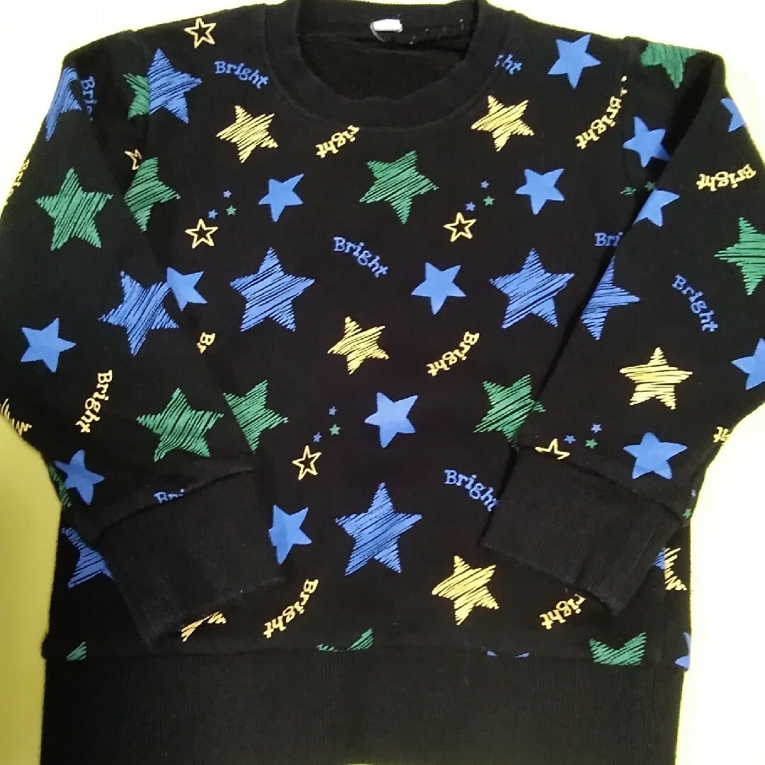 キッズトレーナー 100サイズ 星模様 西松屋 キッズ/ベビー/マタニティのキッズ服男の子用(90cm~)(Tシャツ/カットソー)の商品写真