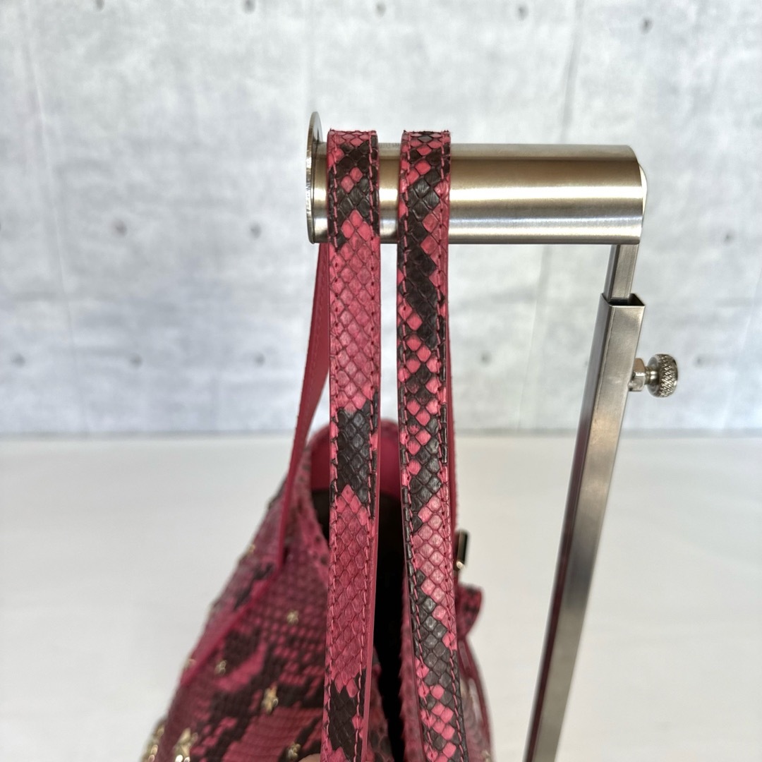 専用品JIMMY CHOO SASHA/S パイソン ピンクレッドハンドバッグ 専用品JIMMY CHOO SASHA/S パイソン ピンクレッドハンドバッグ