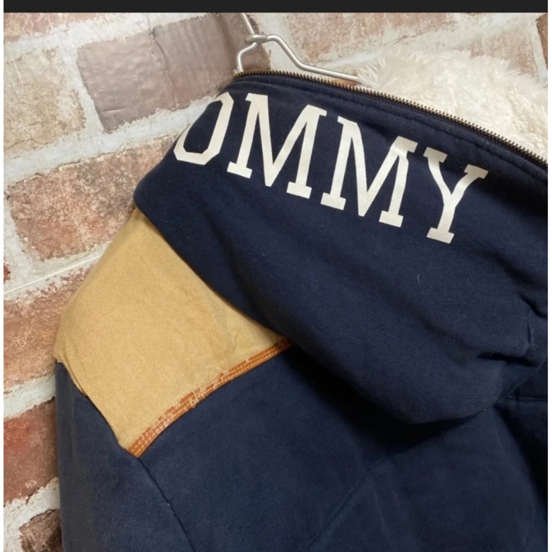 TOMMY(トミー)の古着 US【TOMMY】トミー　メンズ　ダウン　ボアアウター　ワッペン　オシャレ メンズのジャケット/アウター(ブルゾン)の商品写真