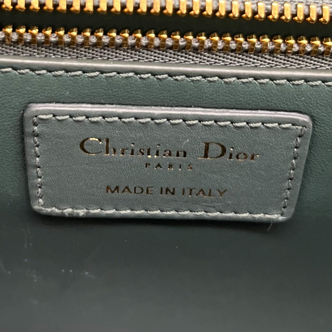 Christian Dior(クリスチャンディオール)のクリスチャンディオール Christian Dior ショルダーバッグ 斜め掛けショルダーバッグ 2wayバッグ 30 モンテーニュ レザー カーキグリーン ゴールド レディース 送料無料【中古】 z0226 レディースのバッグ(ショルダーバッグ)の商品写真