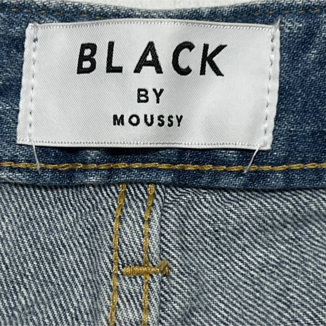 BLACK by moussy(ブラックバイマウジー)のブラックバイマウジー HUILA blue denim W23 レディースのパンツ(デニム/ジーンズ)の商品写真