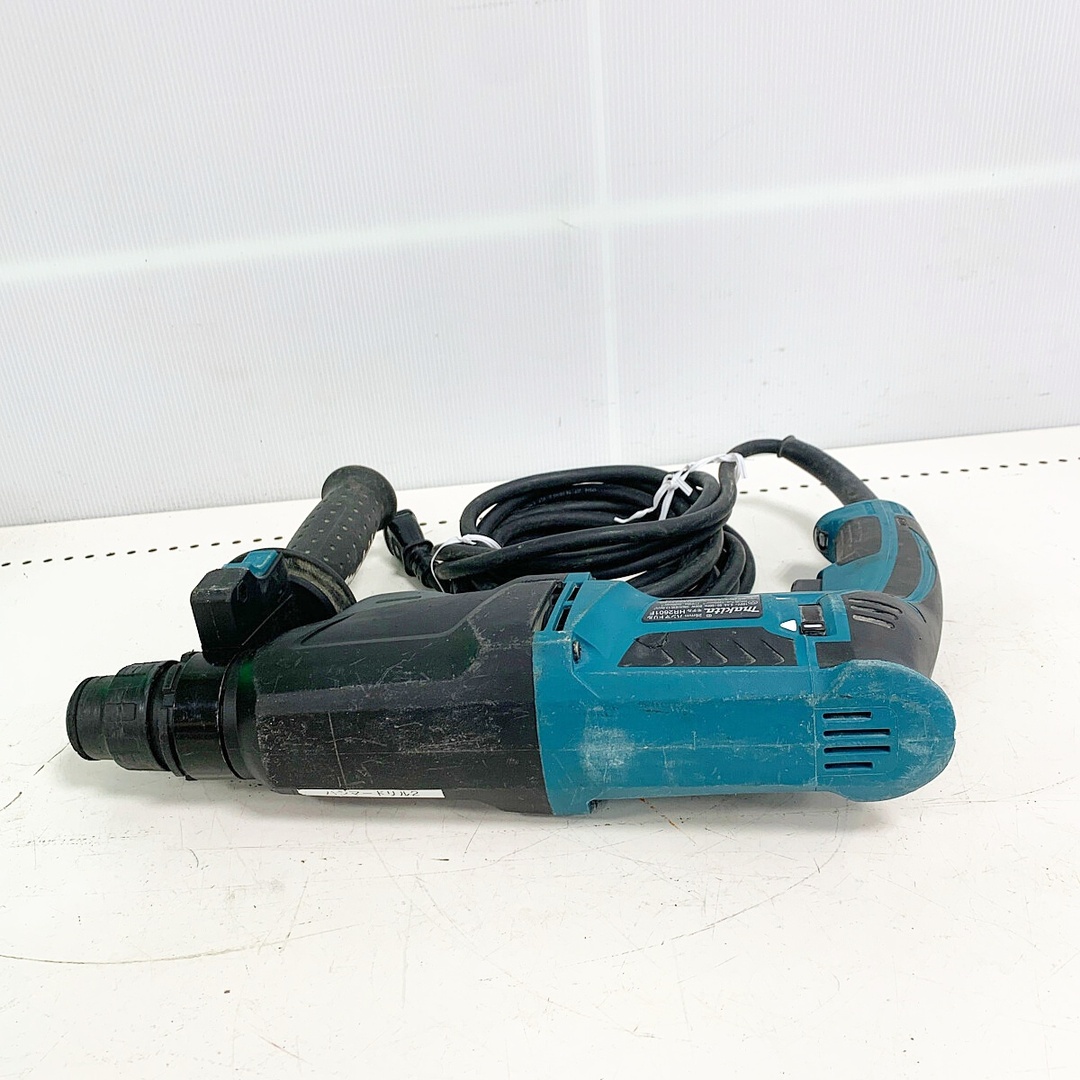 Makita(マキタ)の♭♭MAKITA マキタ 26mm ハンマドリル　ケース付（破損あり） HR2601F インテリア/住まい/日用品のインテリア/住まい/日用品 その他(その他)の商品写真