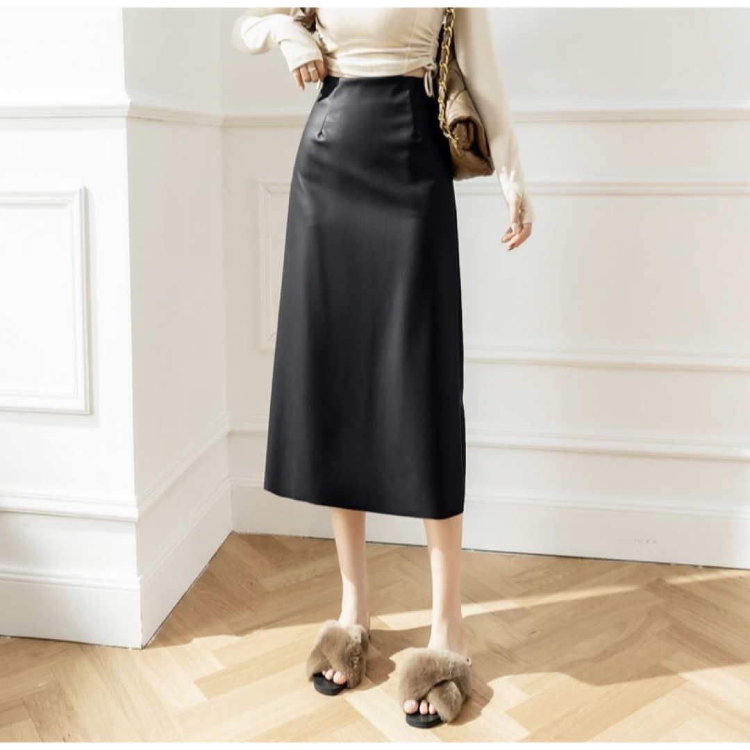 フェイクレザースカート シティエレガンス ブラック Lサイズ レディースのスカート(ひざ丈スカート)の商品写真