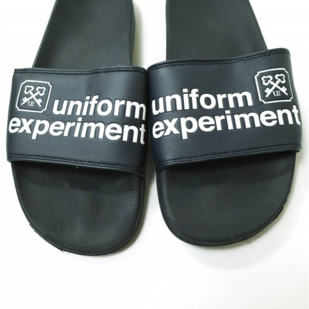 uniform experiment(ユニフォームエクスペリメント)のuniform experiment x FRAGMENT DESIGN ユニフォームエクスペリメント フラグメントデザイン 19SS 別注 SHOWER SLIDES シャワーサンダル UE-190122 US9(27cm) NAVY シューズ【中古】【uniform experiment × FRAGMENT DESIGN】 メンズの靴/シューズ(サンダル)の商品写真