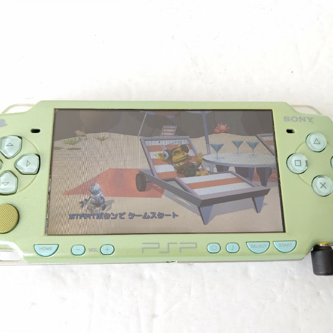 SONY　PSP2000 ミントグリーン　美品　プレイステーションポータブル