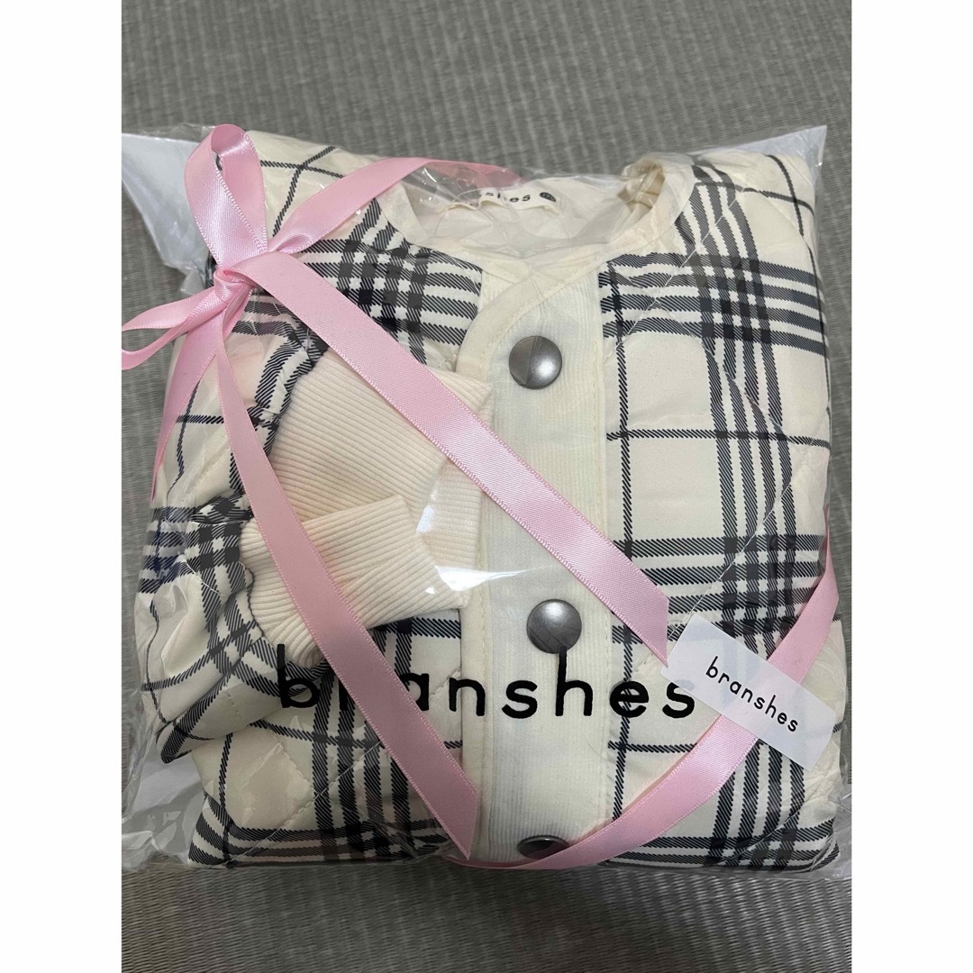 Branshes(ブランシェス)のブランシェス　ブルゾン　120 新品未使用 キッズ/ベビー/マタニティのキッズ服女の子用(90cm~)(ジャケット/上着)の商品写真