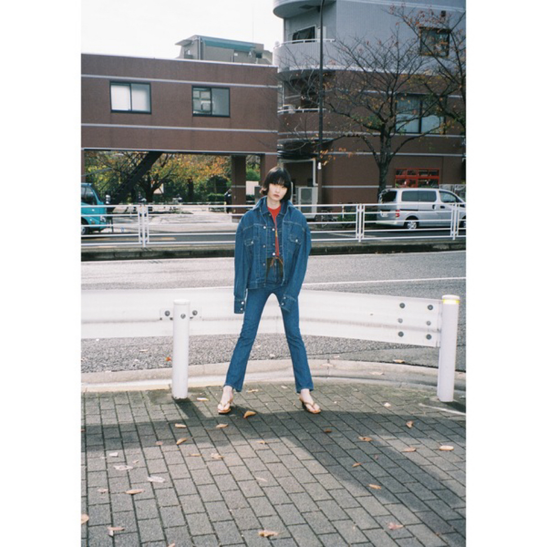 holiday(ホリデイ)のHOLIDAY HIGH WAIST SKINNY FLARE DENIM レディースのパンツ(デニム/ジーンズ)の商品写真