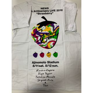 ニュース(NEWS)のNEWS  strawberryツアーＴシャツ(アイドルグッズ)