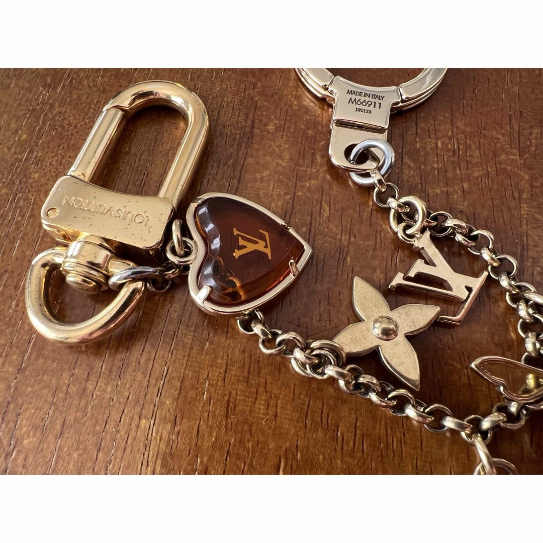 LOUIS VUITTON(ルイヴィトン)のルイヴィトン　キーチェーン　キーホルダー レディースのファッション小物(キーホルダー)の商品写真