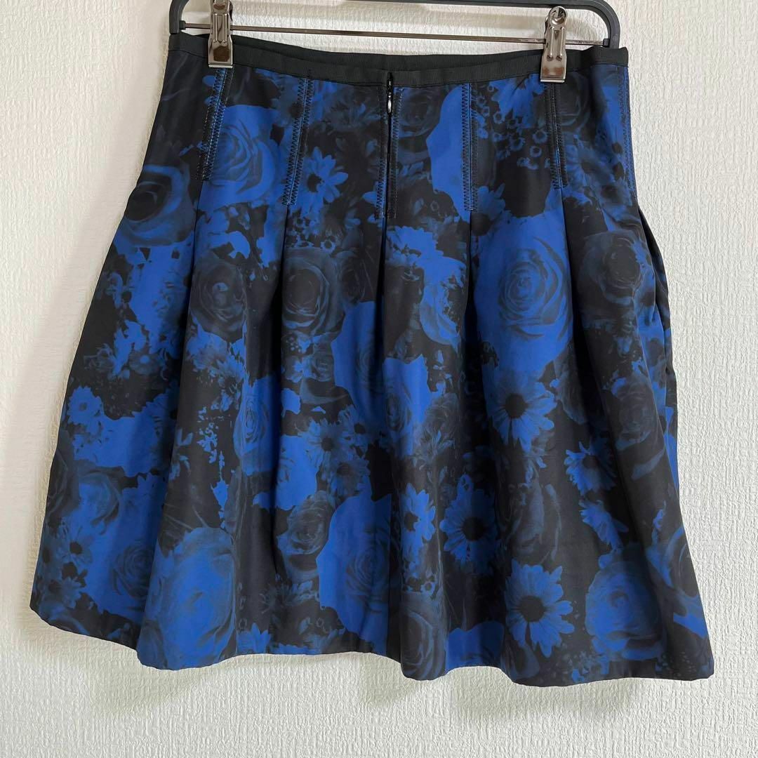GAP(ギャップ)のGAP ギャップ　スカート　花柄　青　ブルー　6 レディースのスカート(ミニスカート)の商品写真