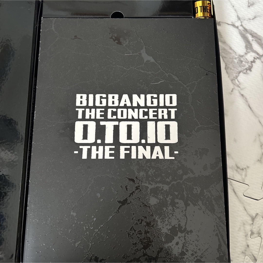 BIGBANG(ビッグバン)のBIGBANG 写真集 0.TO.10 エンタメ/ホビーのタレントグッズ(アイドルグッズ)の商品写真