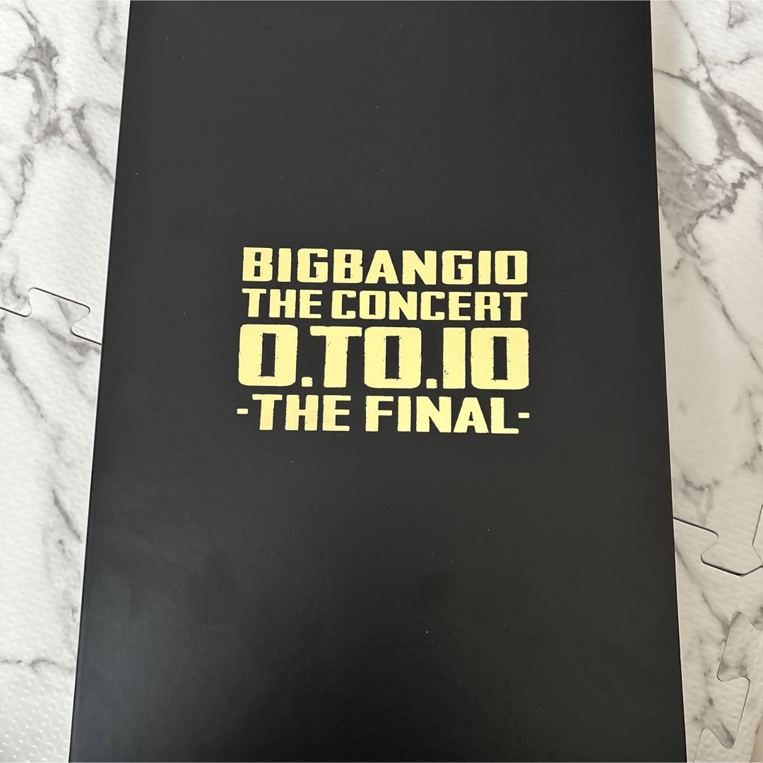 BIGBANG(ビッグバン)のBIGBANG 写真集 0.TO.10 エンタメ/ホビーのタレントグッズ(アイドルグッズ)の商品写真