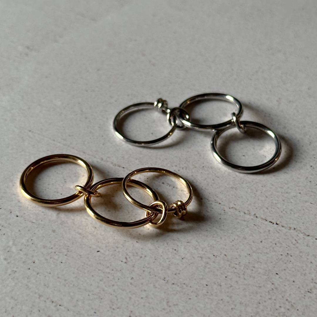 BEAUTY&YOUTH UNITED ARROWS(ビューティアンドユースユナイテッドアローズ)のMultiway triple ring gold No.1144 レディースのアクセサリー(リング(指輪))の商品写真