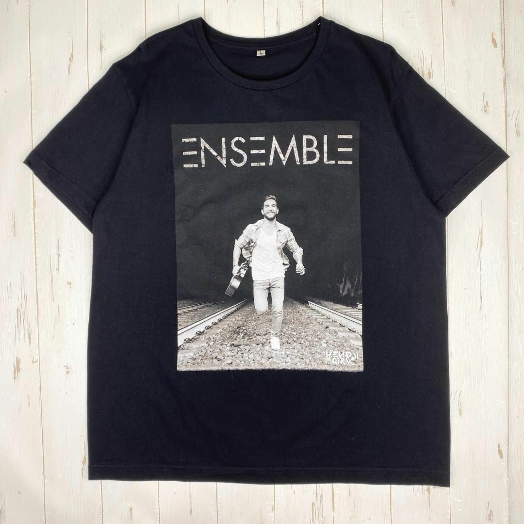 MUSIC TEE(ミュージックティー)のケンジ・ジラク　ENSEMBLE　半袖Tシャツ　古着　ブラック　M 黒 メンズのトップス(Tシャツ/カットソー(半袖/袖なし))の商品写真