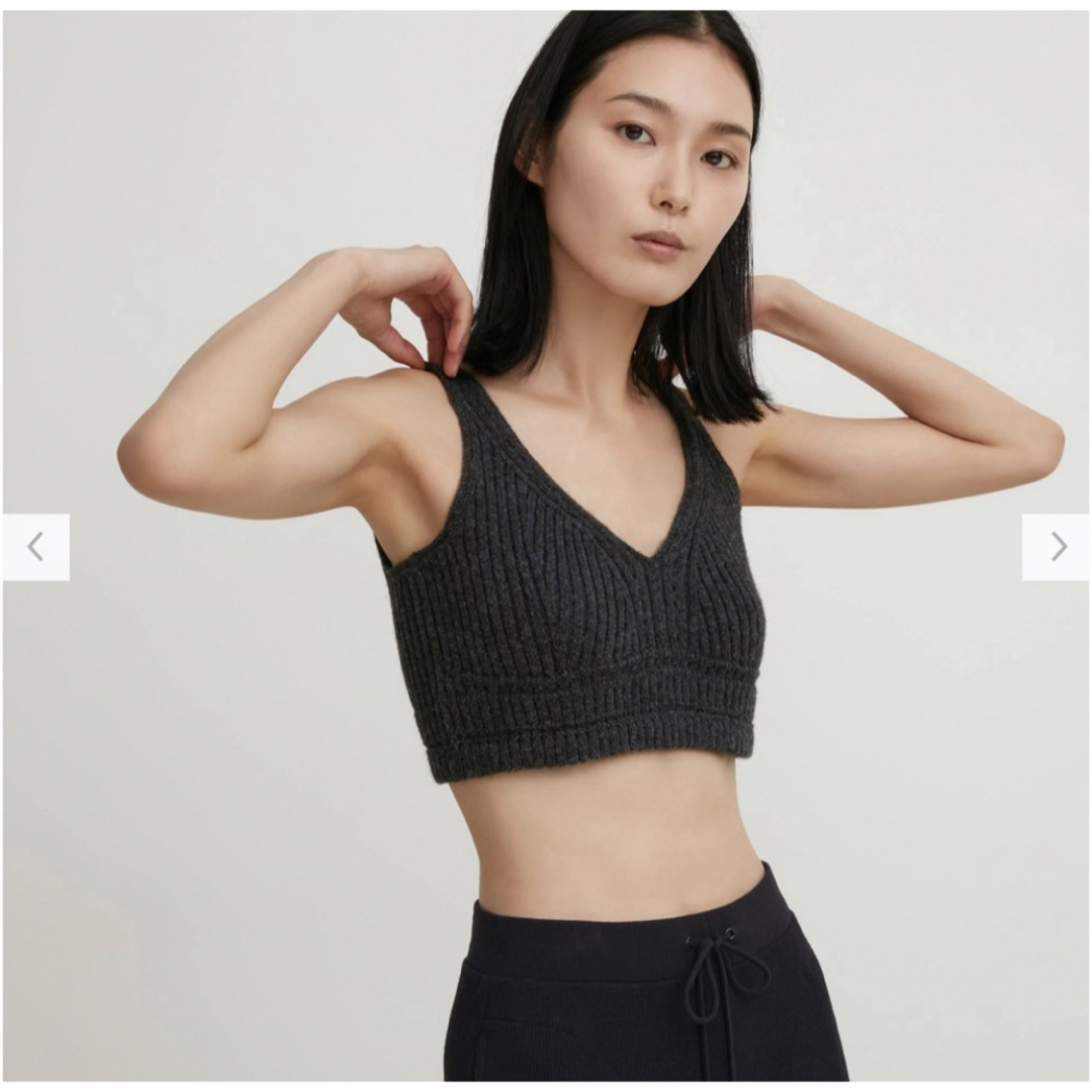 UNIQLO(ユニクロ)のユニクロ　マメクロゴウチ　ニットブラ レディースのトップス(ニット/セーター)の商品写真