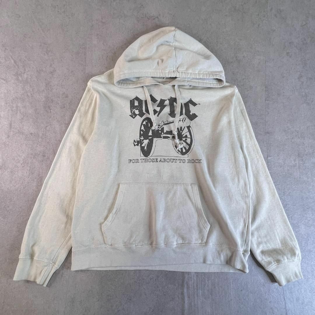 VINTAGE(ヴィンテージ)の人気ロックバンド　AC/DC　プリントパーカー　古着　クリーム色　XL メンズのトップス(パーカー)の商品写真