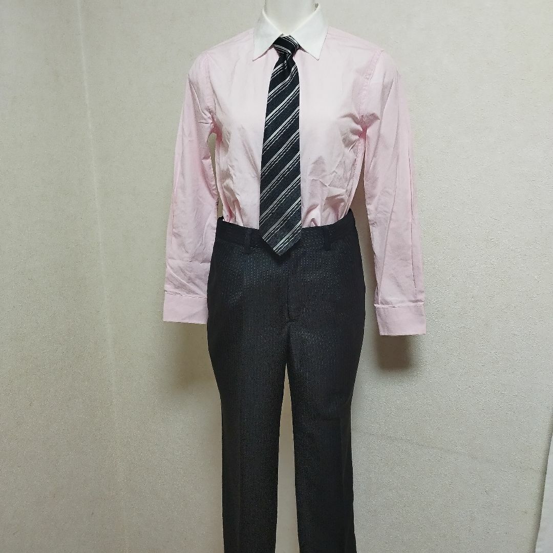 しまむら(シマムラ)の150男の子しまむら 卒業式スーツ  黒フォーマルスーツ 礼服 式服 卒服 キッズ/ベビー/マタニティのキッズ服男の子用(90cm~)(ドレス/フォーマル)の商品写真