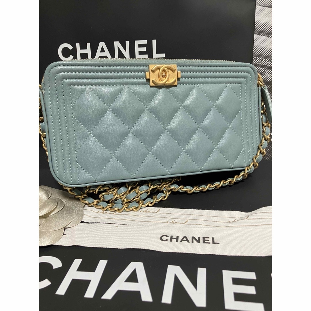 CHANEL(シャネル)の専用♡超美品★ シャネル マトラッセ ボーイシャネル チェーンウォレット 正規品 レディースのバッグ(ショルダーバッグ)の商品写真