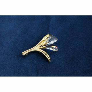 スワロフスキー(SWAROVSKI)の【KI47】SWAROVSKI スワロフスキー ブローチ コサージュ(ブローチ/コサージュ)