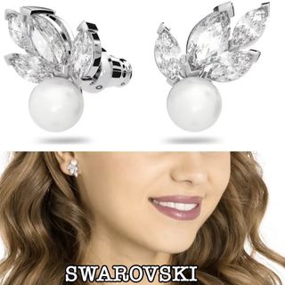 SWAROVSKI - 美品 スワロフスキー ラインストーン 扇型 ピアス メタル ...