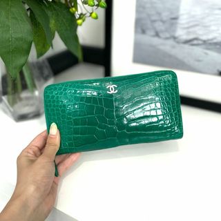 シャネル(CHANEL)のCHANEL シャネル クロコダイル 長財布 グリーン(財布)