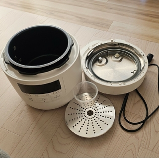 シロカ　電気圧力鍋おうちシェフRRO(調理機器)