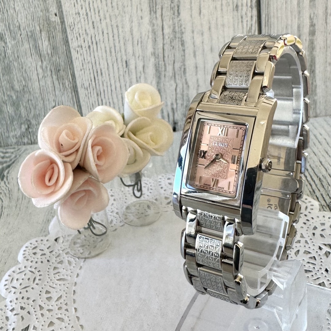 FENDI(フェンディ)の【希少】FENDI フェンディ 腕時計 ループ 7600L サーモンピンク レディースのファッション小物(腕時計)の商品写真
