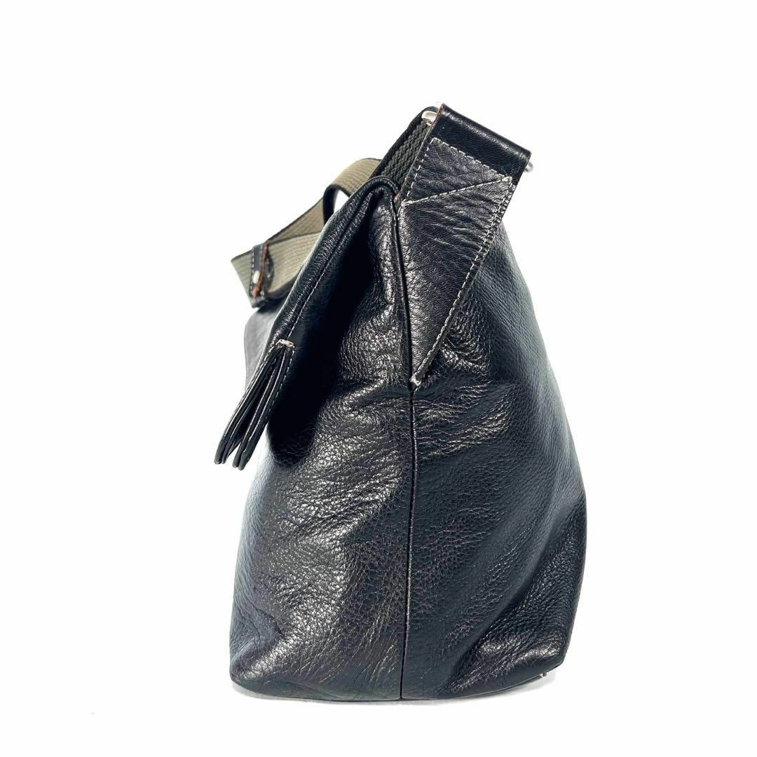 aniary(アニアリ)の美品　アニアリ　メッセンジャーバッグ　ワンショルダー　メンズ　ブラック　黒　通学 メンズのバッグ(メッセンジャーバッグ)の商品写真
