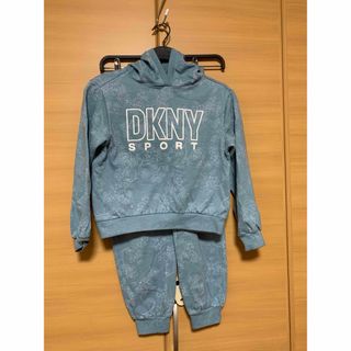 DKNY - ダナキャランニューヨーク　セットアップ　　１３０cm