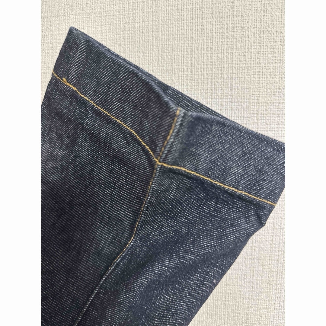 Ameri VINTAGE(アメリヴィンテージ)のアメリヴィンテージ　CENTER PRESS STRAIGHT DENIM   レディースのパンツ(デニム/ジーンズ)の商品写真