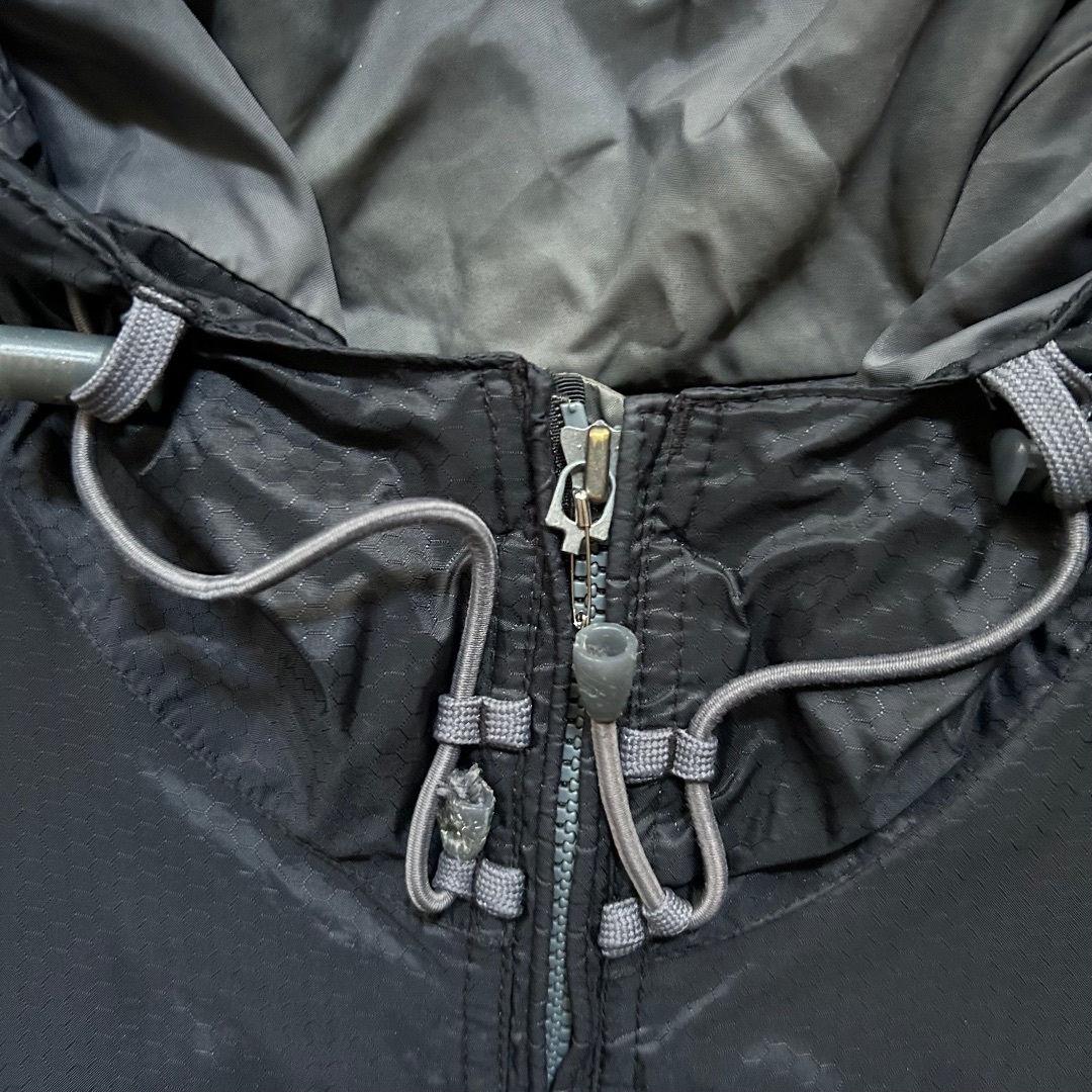 NIKE(ナイキ)のNIKE ACG ナイロンジャケット/マウンテンパーカー S ブラック メンズのジャケット/アウター(マウンテンパーカー)の商品写真