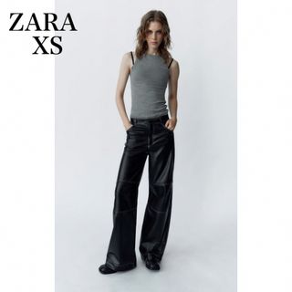 ザラ(ZARA)のZARA トップステッチ フェイクレザーパンツ　新品　タグ付き(カジュアルパンツ)