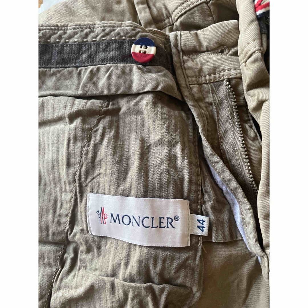 MONCLER(モンクレール)のMONCLER モンクレール メンズコットンパンツ ベージュ メンズのパンツ(チノパン)の商品写真