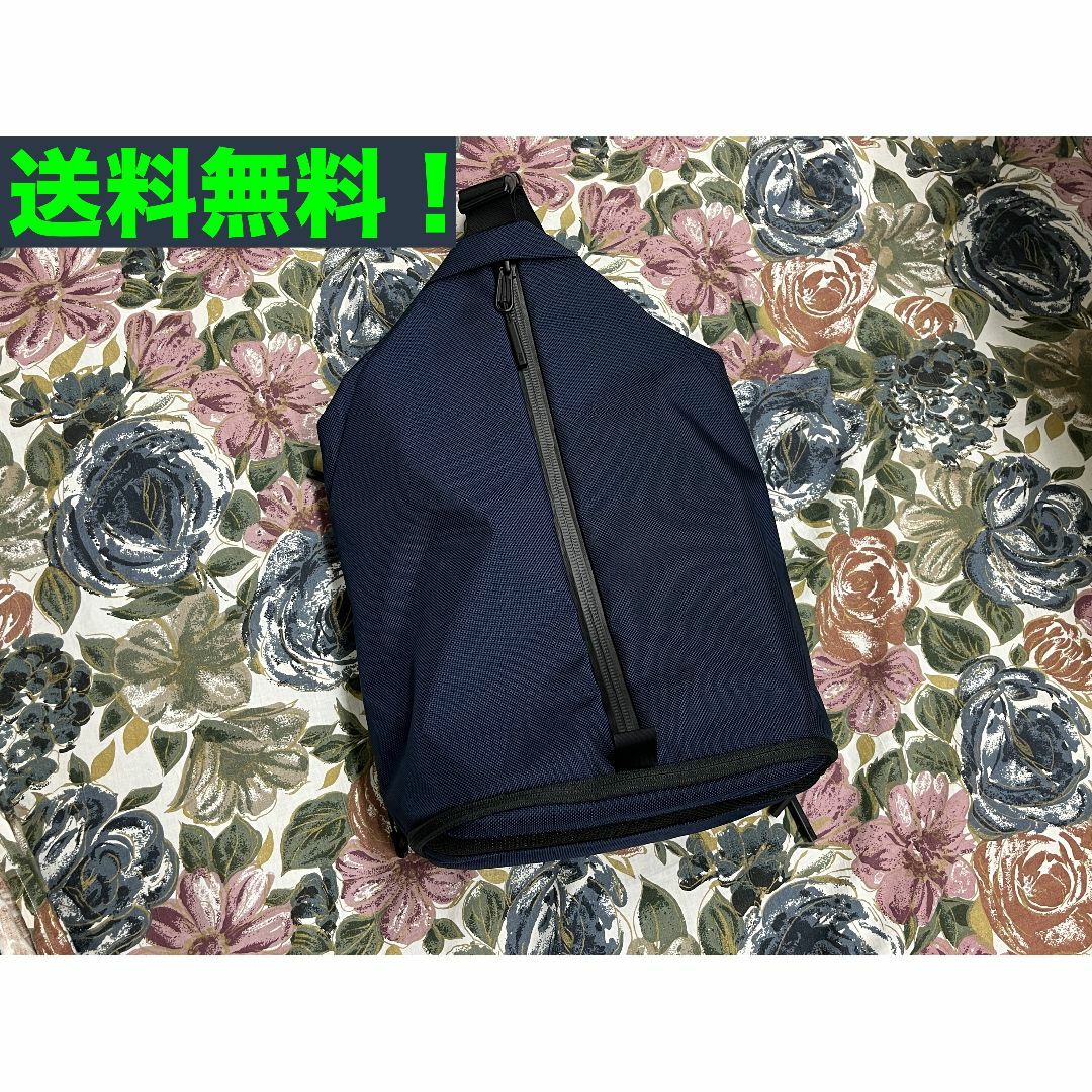 AER(エアー)のAER Sling Bag 2 NAVY メンズのバッグ(ショルダーバッグ)の商品写真