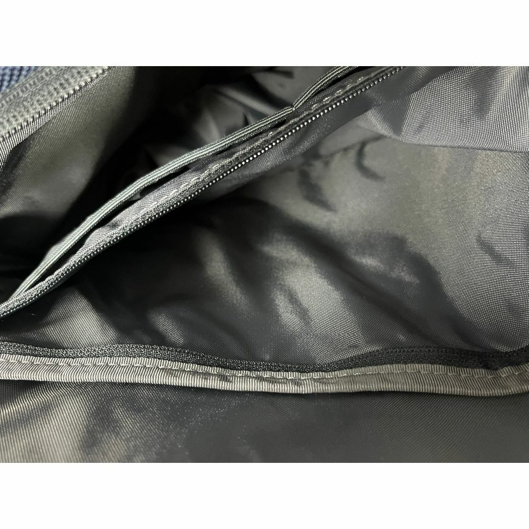 AER(エアー)のAER Sling Bag 2 NAVY メンズのバッグ(ショルダーバッグ)の商品写真