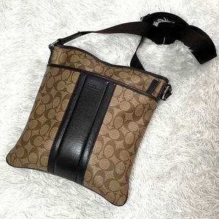 コーチ(COACH)の美品 コーチ ボディバッグ ショルダー サコッシュ シグネチャー ヘリテージ(ボディーバッグ)