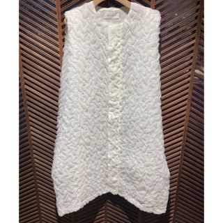 シャツ/ブラウス(長袖/七分)togapulla EMBROIDERY BLOUSE ブラウス