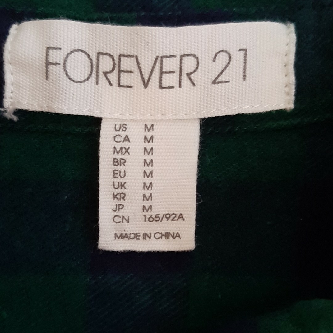 FOREVER 21(フォーエバートゥエンティーワン)のFOREVER21 レディース シャツ レディースのトップス(シャツ/ブラウス(長袖/七分))の商品写真