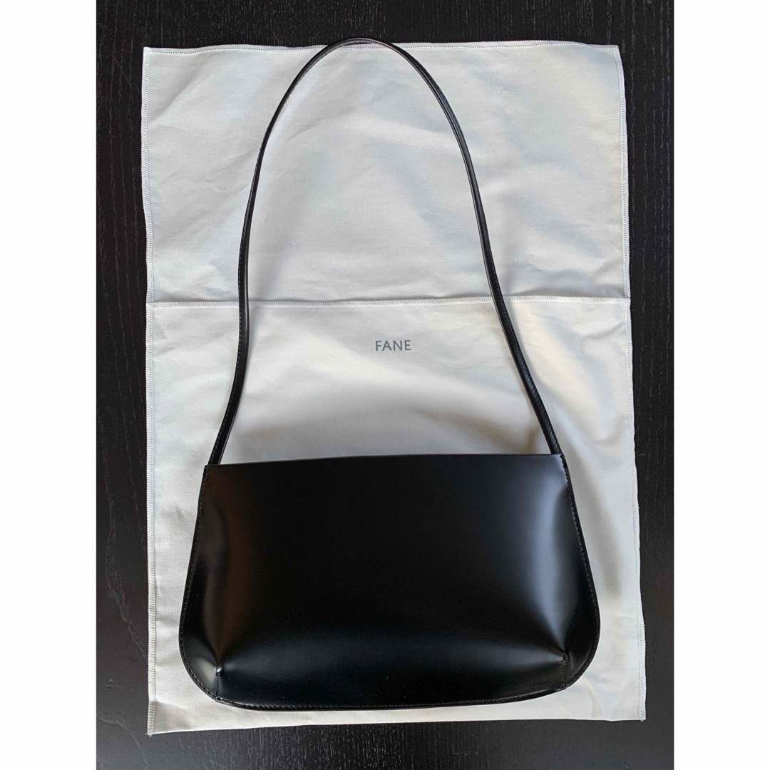 INTERNATIONAL GALLERY BEAMS - FANE BRA BAG NOIR 35%OFF 入手困難