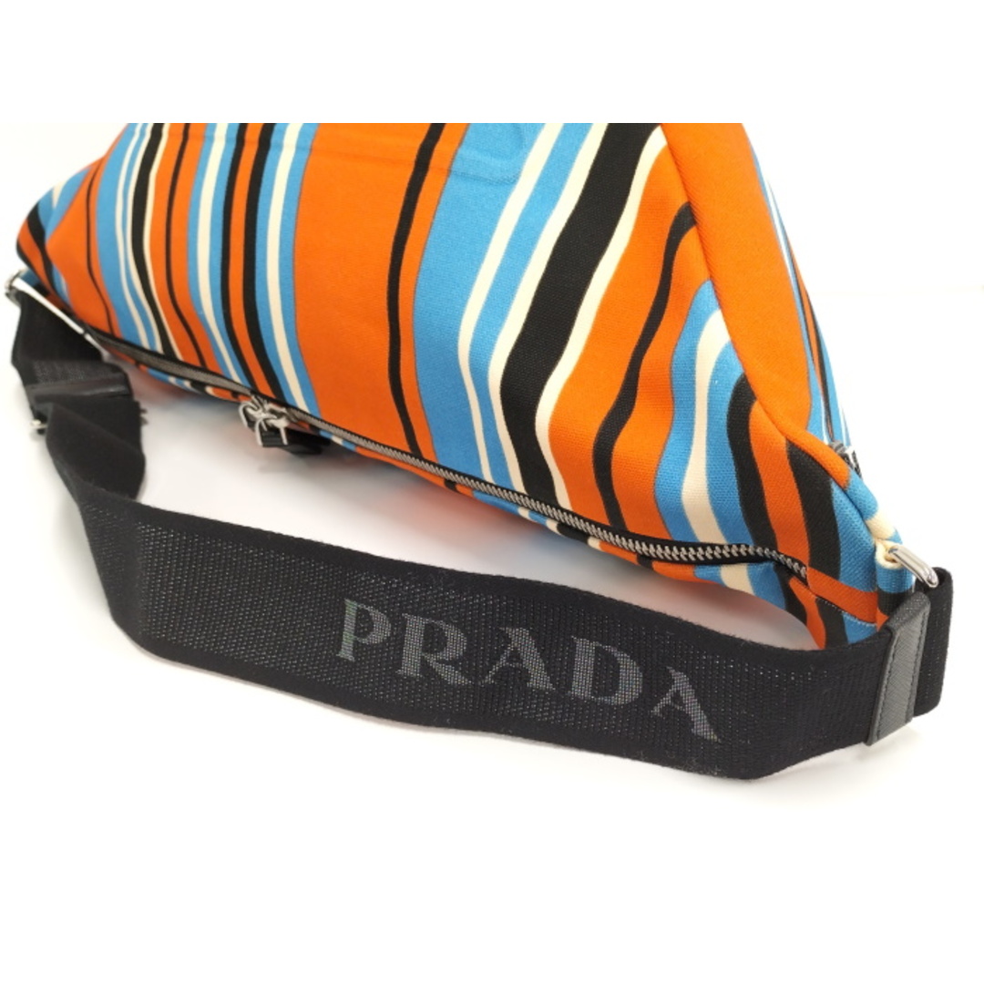 PRADA - PRADA ショルダーバッグ トライアングル キャンバス PRADA - PRADA ショルダーバッグ トライアングル キャンバス