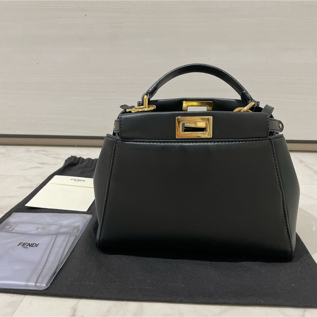 FENDI ピーカブー スモール ブラックレディース