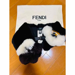 フェンディ(FENDI)のFENDI リアルファー　レア　マフラー(マフラー/ショール)