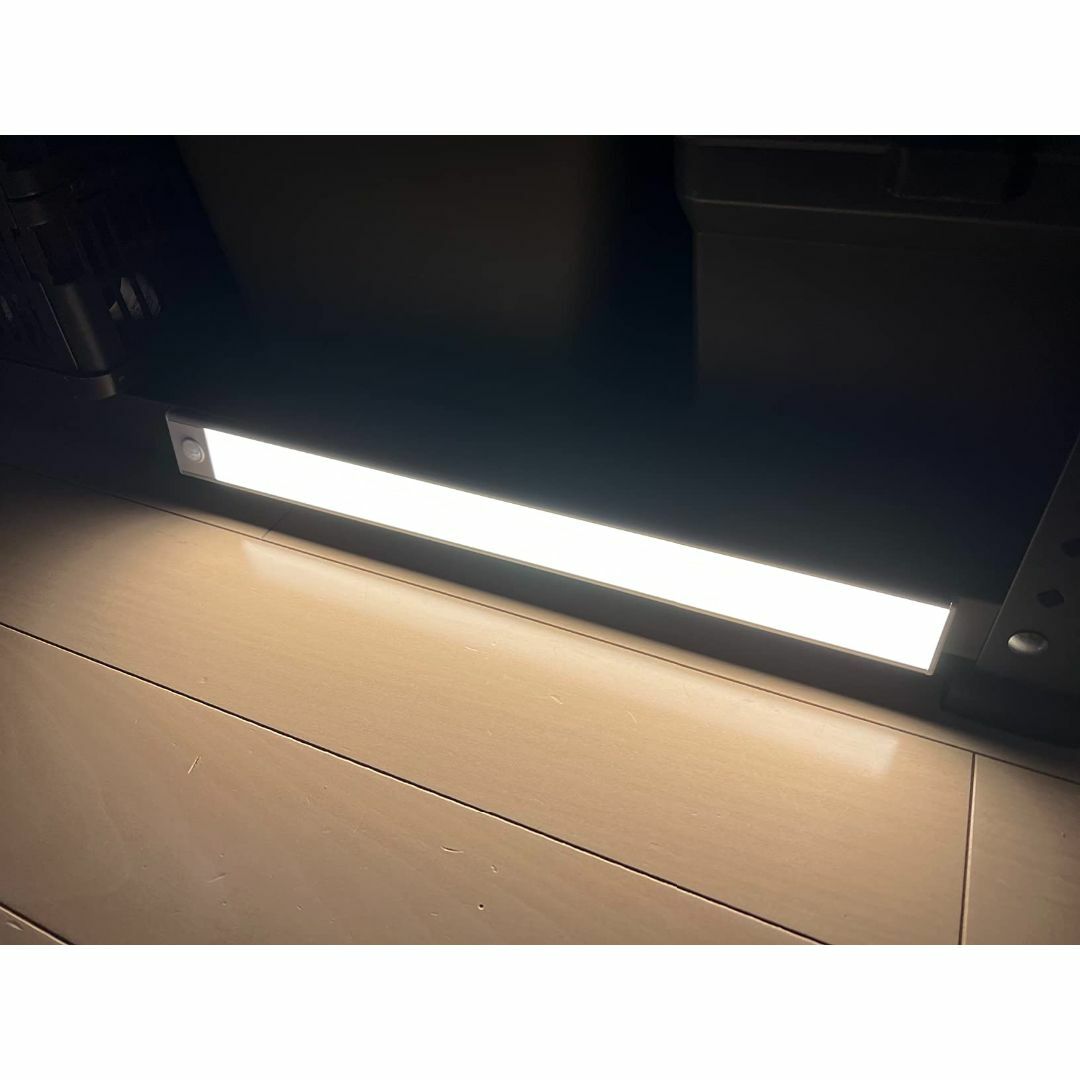 LEDセンサーライト  インテリジェント毎日を明るく、安全に インテリア/住まい/日用品のライト/照明/LED(蛍光灯/電球)の商品写真