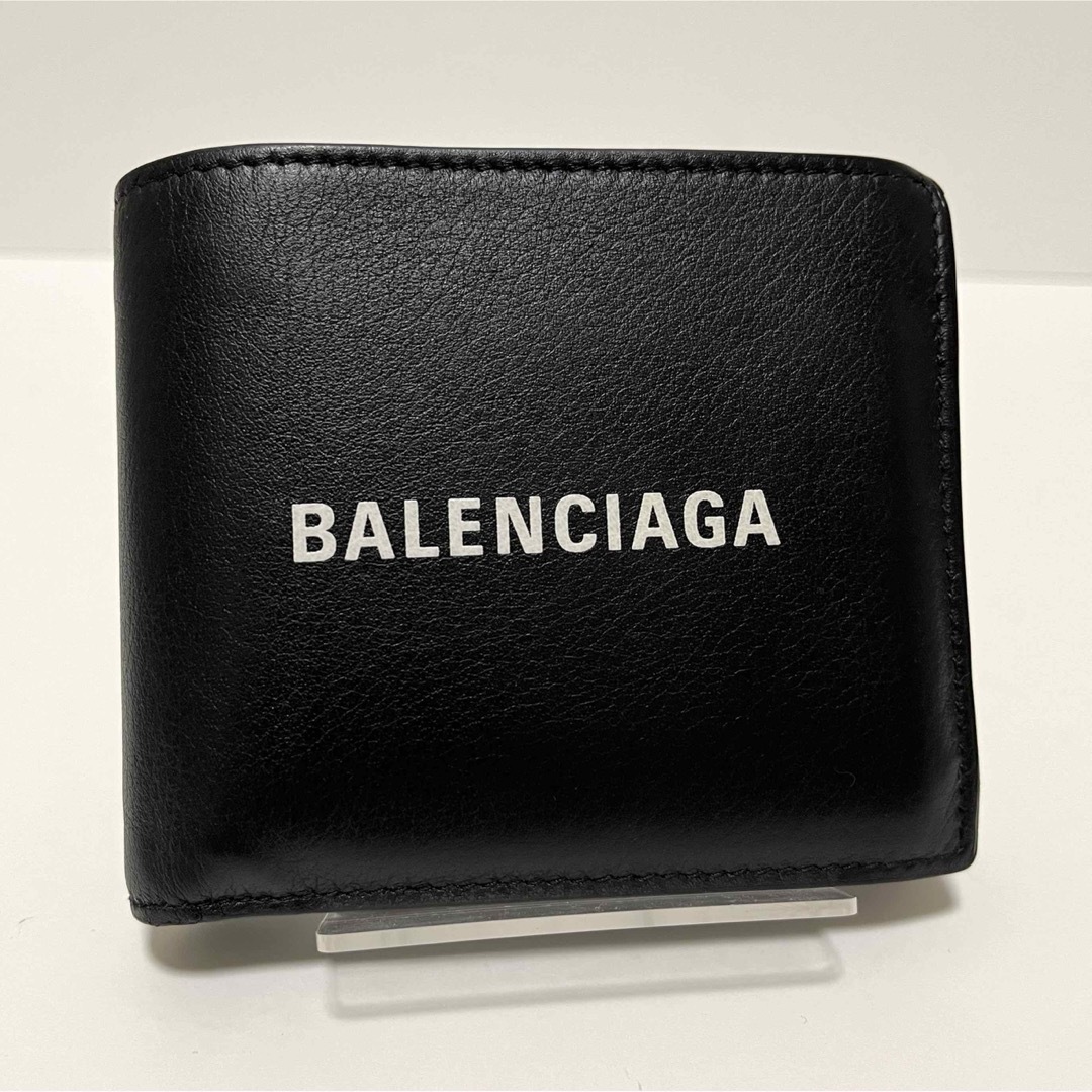 Balenciaga(バレンシアガ)の664 箱付✨バレンシアガ 二つ折り財布 エブリディ レザー ロゴ ブラック 黒 レディースのファッション小物(財布)の商品写真